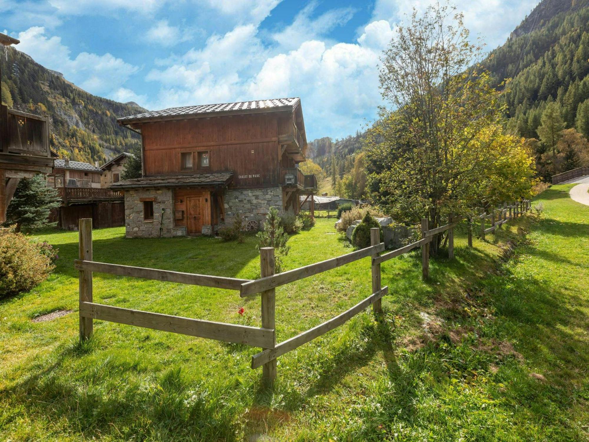 Casa-chalet Brizolee Lake-view In Close To Area Tignes