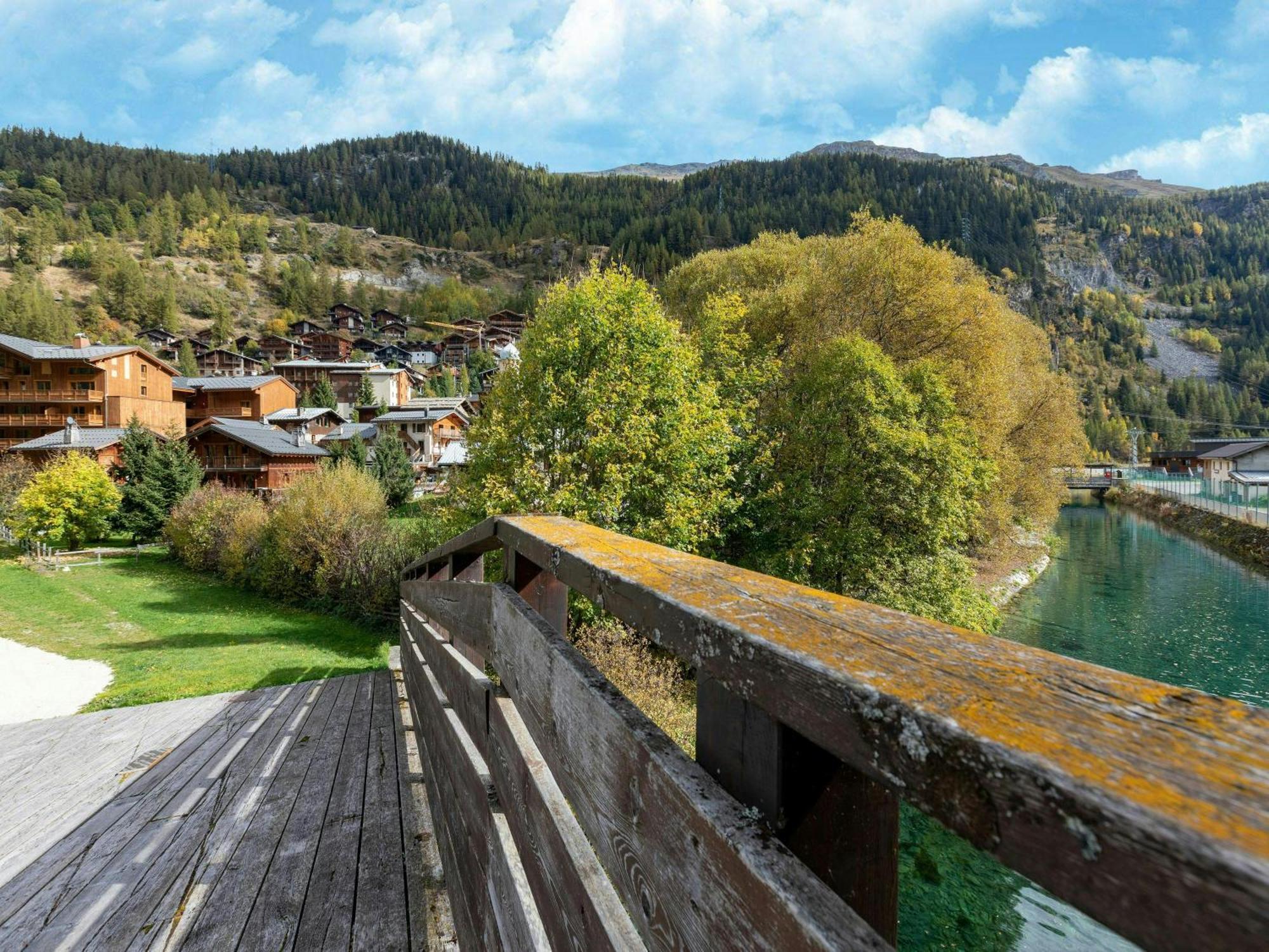Casa-chalet Brizolee Lake-view In Close To Area *